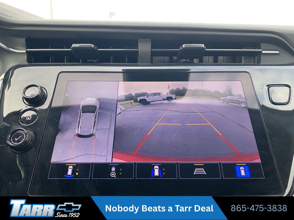 Used 2022 Chevrolet Bolt EUV Premier w/ Super Cruise Package FWD image 22