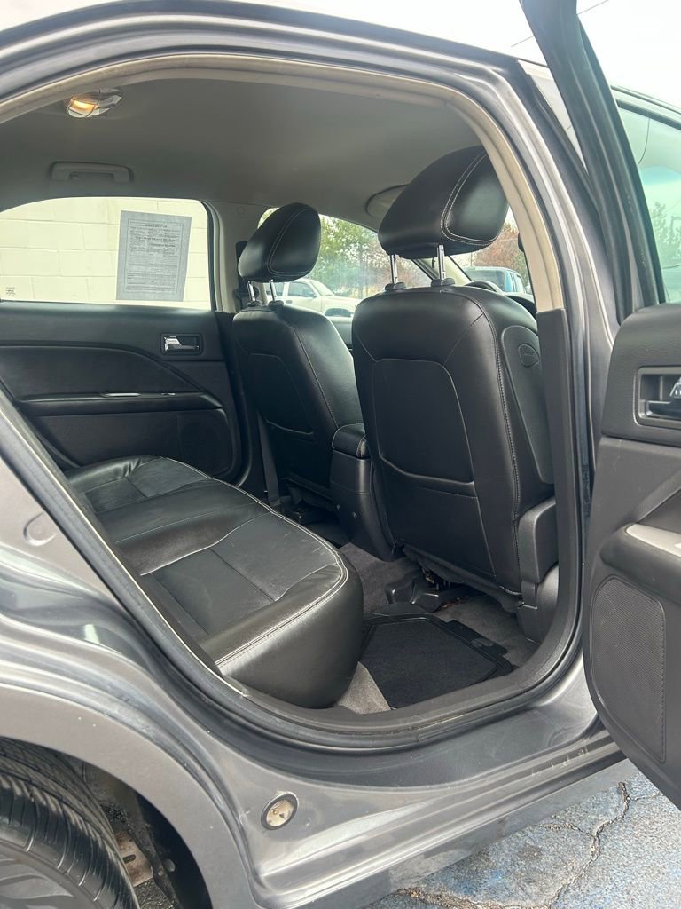 Used 2010 Ford Fusion SEL FWD image 9
