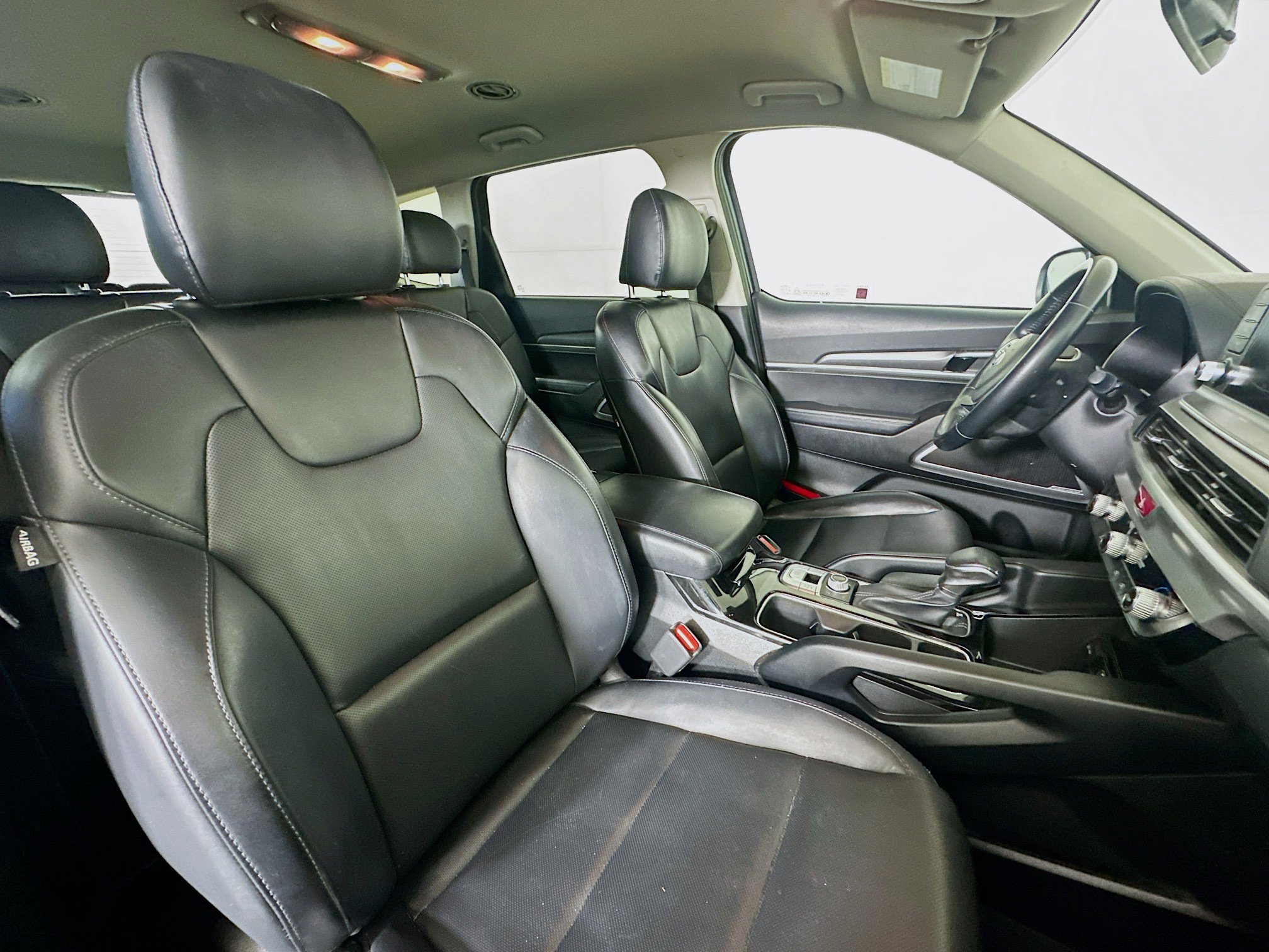 Used 2020 Kia Telluride LX AWD/4WD image 31