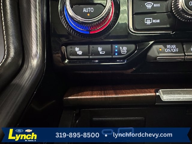 Used 2024 GMC Yukon XL Denali Ultimate AWD/4WD image 17