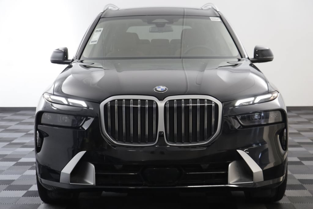 Used 2025 BMW X7 xDrive40i w/ Parking Assistance Package AWD/4WD image 21