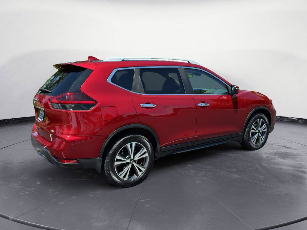 Used 2019 Nissan Rogue SV w/ Premium Package FWD image 7