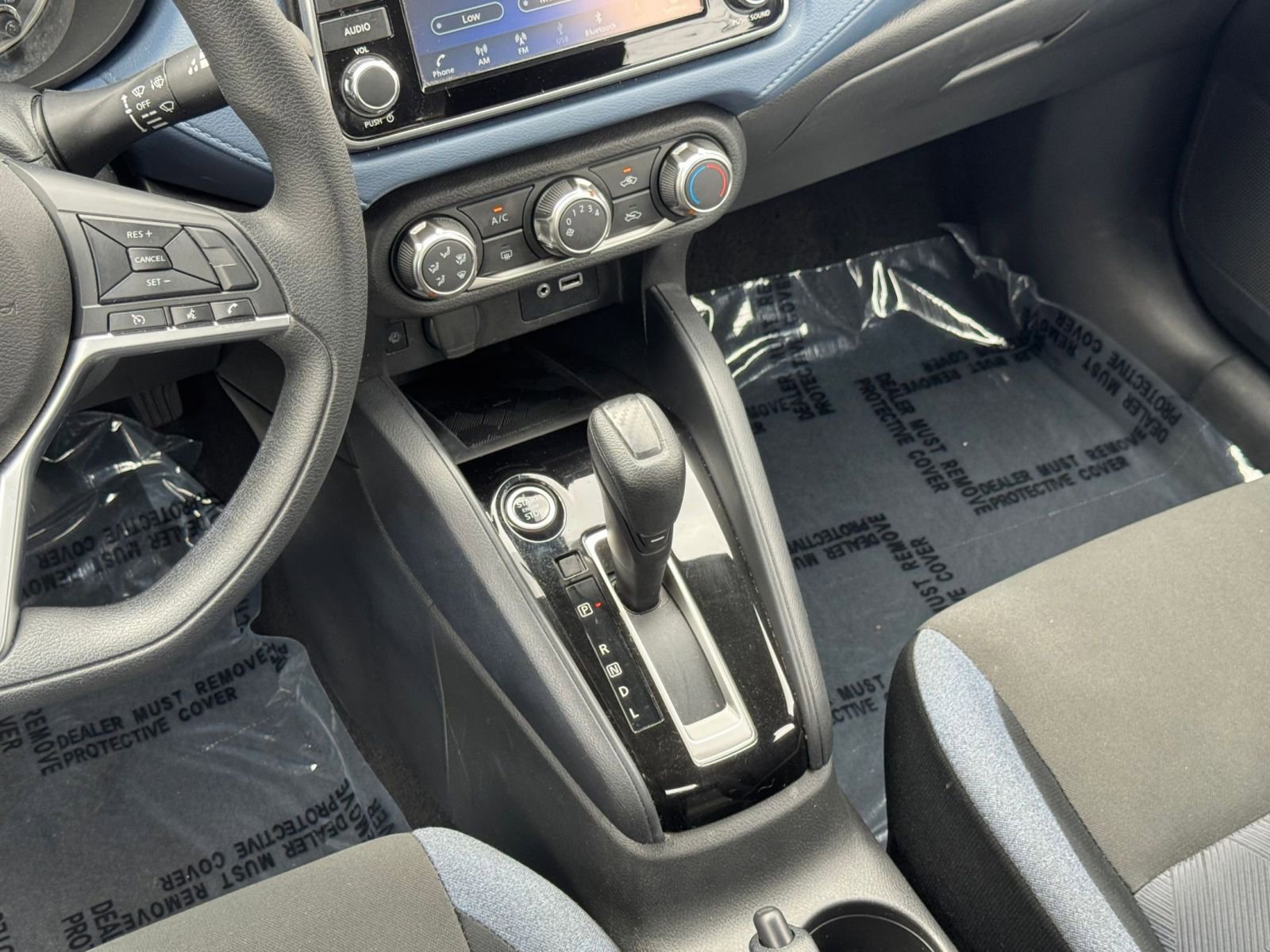Used 2025 Nissan Versa SV FWD image 40
