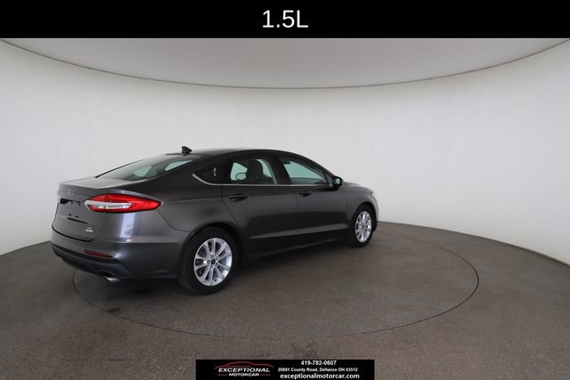 Used 2019 Ford Fusion SE image 19