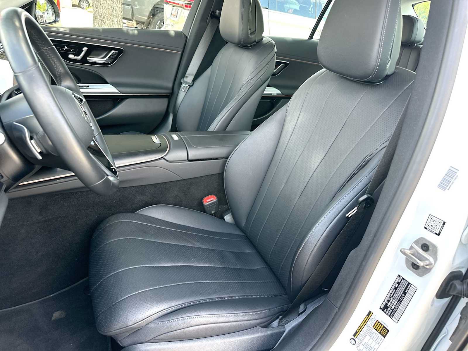 Used 2025 Mercedes-Benz E 350 Sedan w/ Winter Package image 17