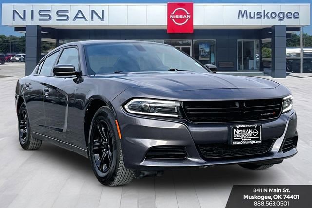Used 2022 Dodge Charger SXT image 1