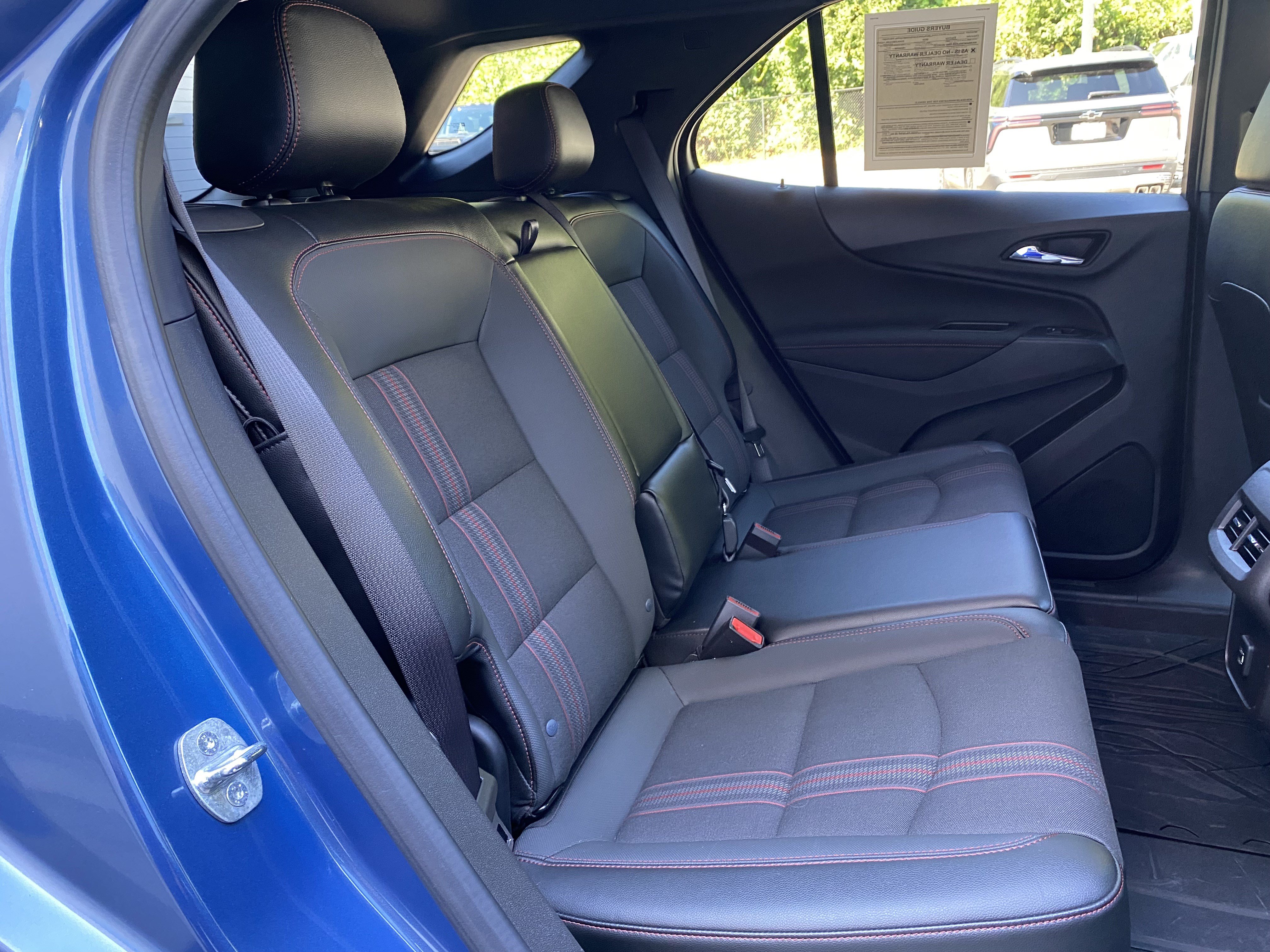 Used 2024 Chevrolet Equinox RS FWD image 34