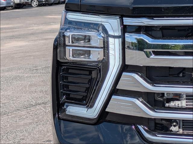 New 2026 Chevrolet Silverado 3500 High Country w/ Technology Package AWD/4WD image 18