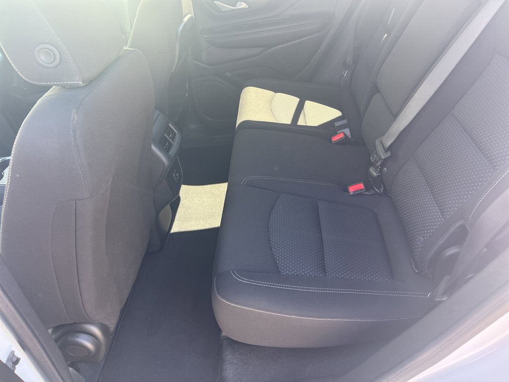 Used 2024 GMC Terrain SLE image 19