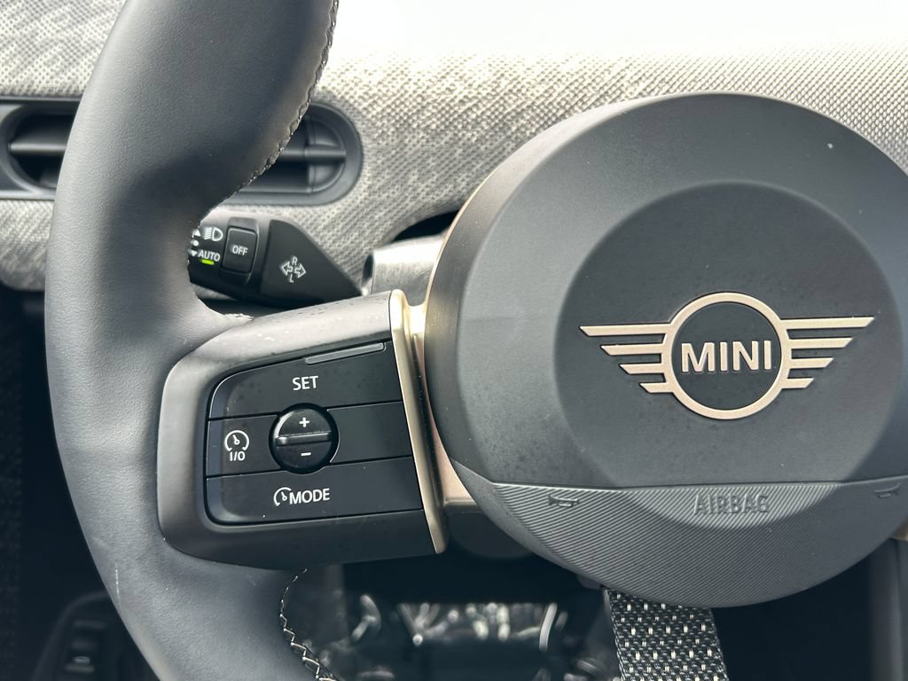 Used 2026 MINI Cooper S FWD image 19