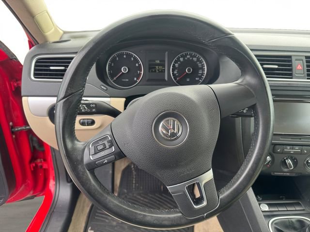Used 2014 Volkswagen Jetta SE FWD image 13
