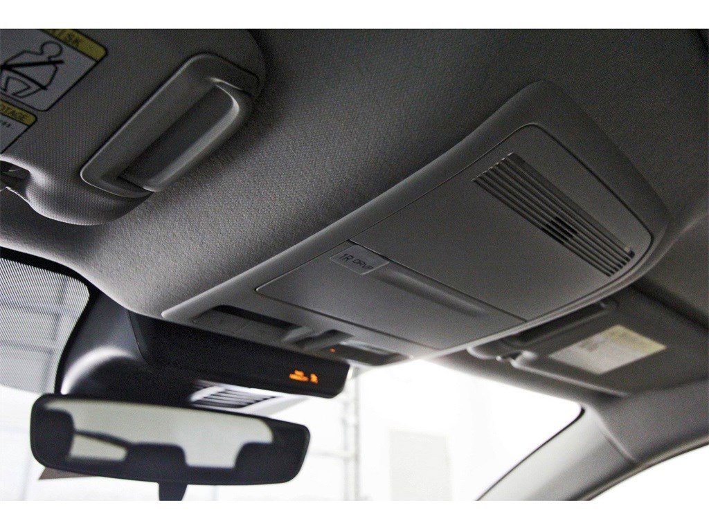 Certified 2025 MAZDA CX-30 AWD 2.5 S w/ Preferred Package image 22