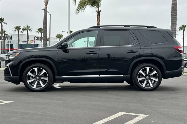 Used 2025 Honda Pilot Touring image 7