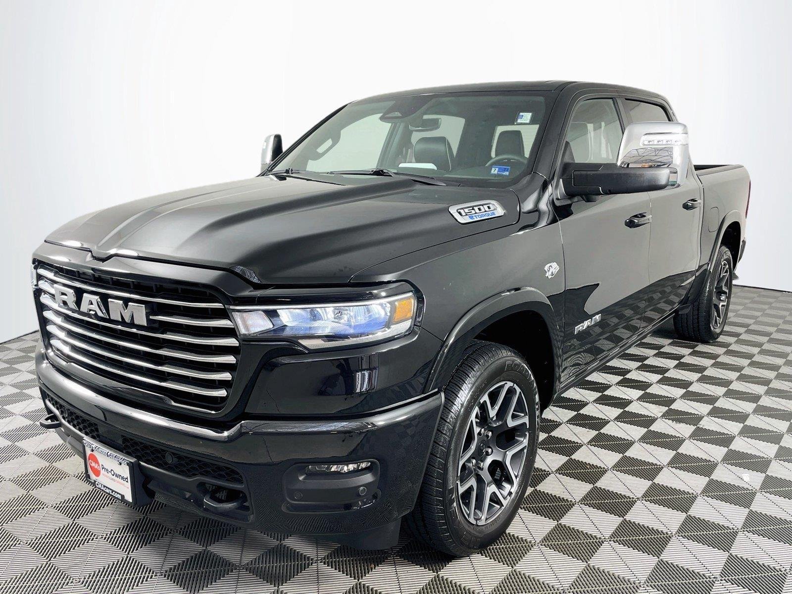 Used 2026 RAM 1500 Laramie w/ Advanced Safety Group II AWD/4WD image 3