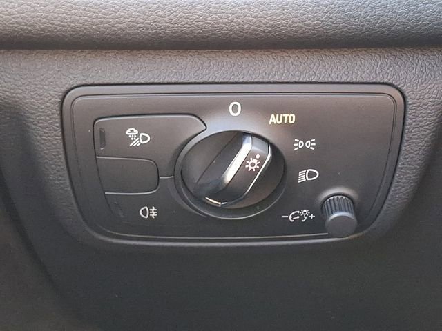 Used 2018 Audi S6 Premium Plus image 27