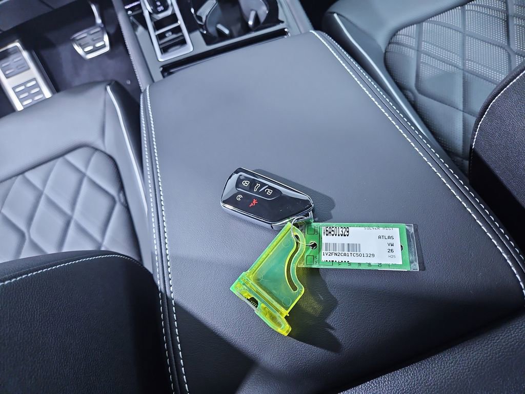 New 2026 Volkswagen Atlas SEL Premium R-Line image 29