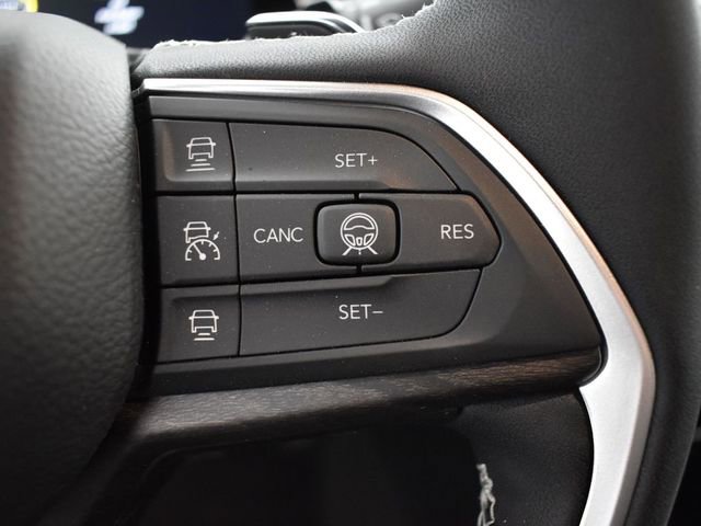 New 2026 Jeep Grand Cherokee L 4WD image 17