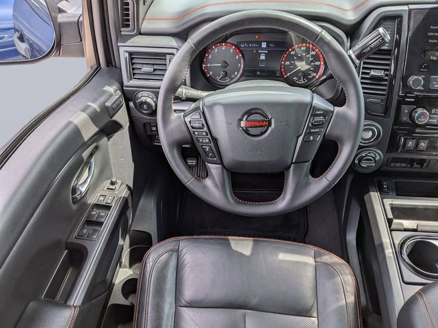 Used 2021 Nissan Titan PRO-4X w/ Pro-4x Convenience Package AWD/4WD image 15