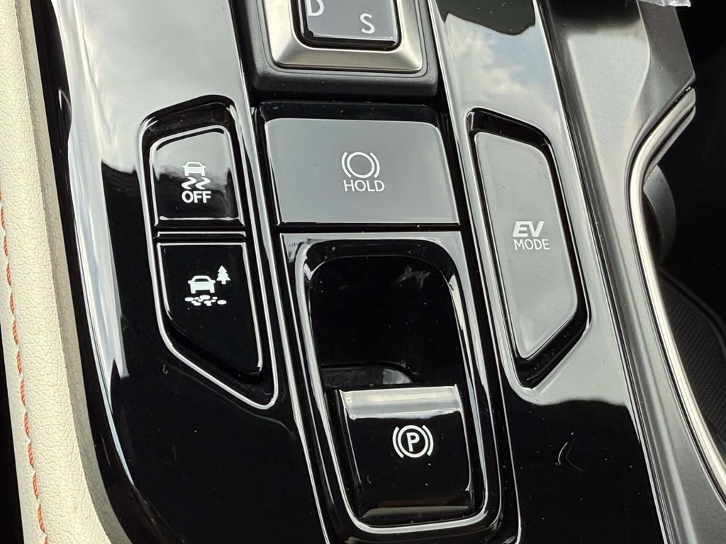 Used 2024 Lexus NX 350h AWD image 25