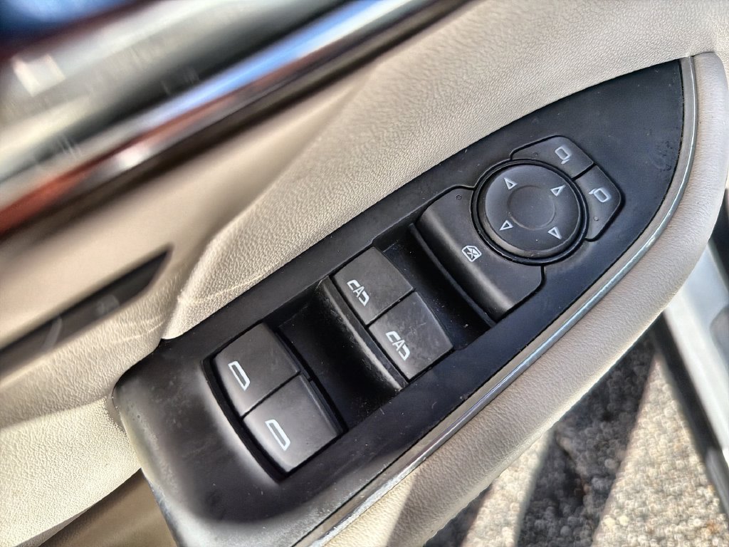 Used 2022 Buick Envision Avenir w/ Technology Package II FWD image 15