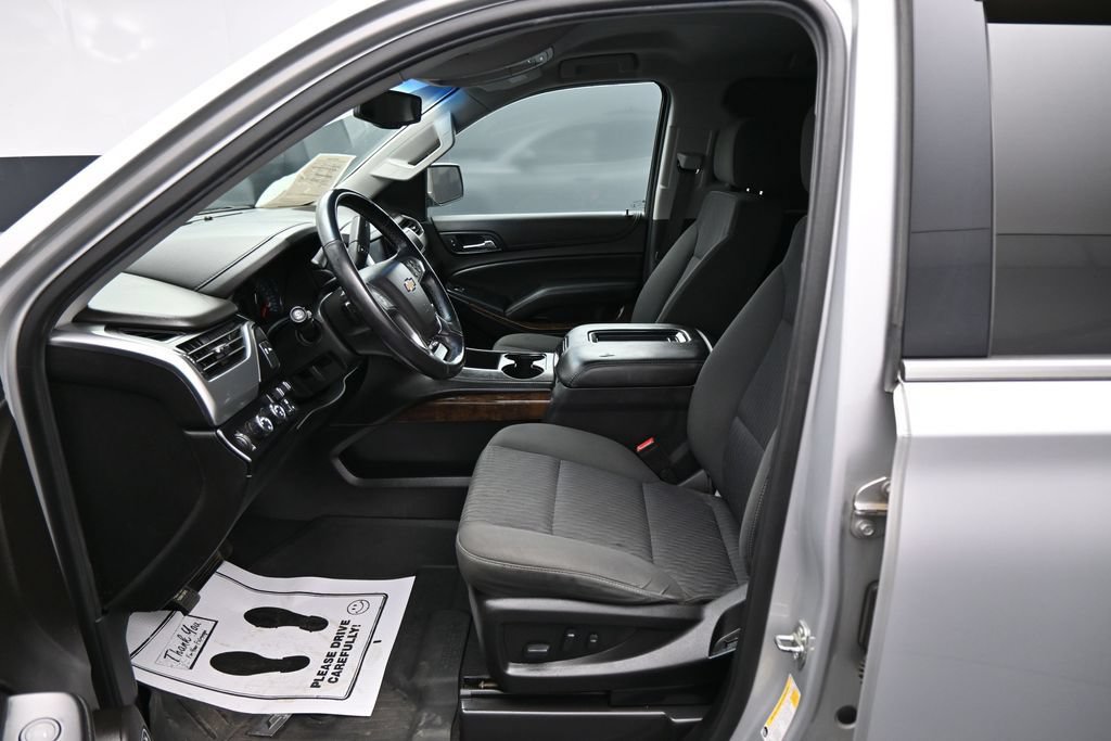 Used 2019 Chevrolet Tahoe LS w/ Max Trailering Package AWD/4WD image 9
