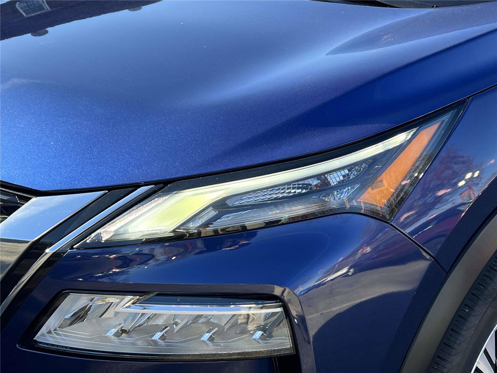 Used 2022 Nissan Rogue SV image 13