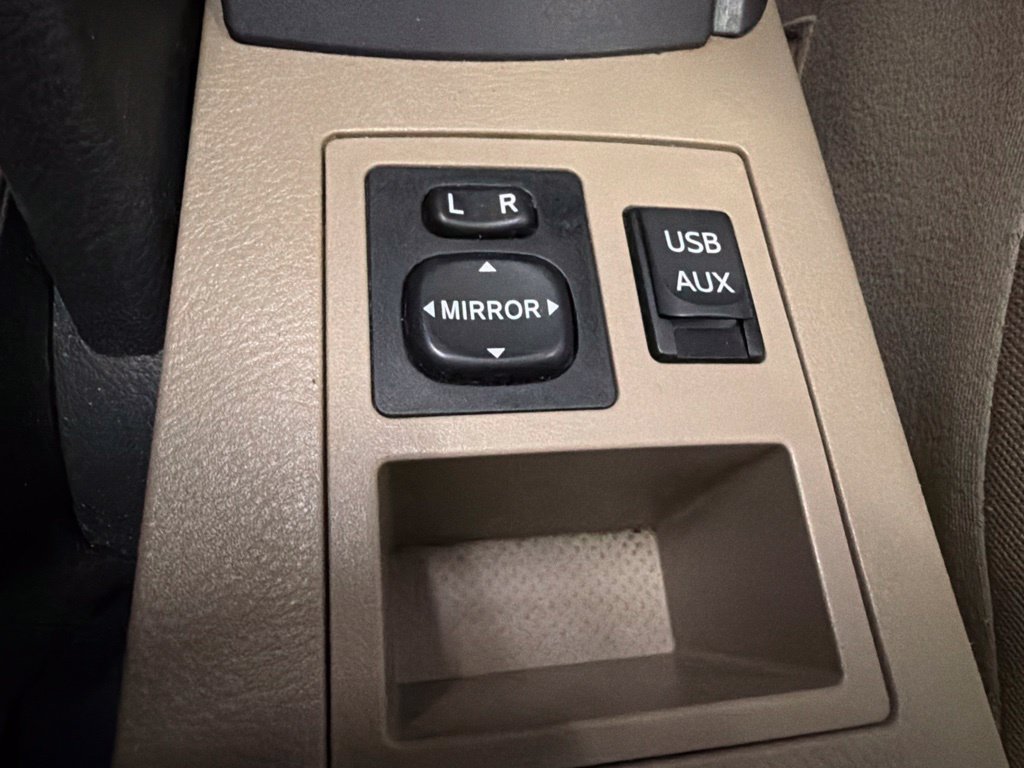 Used 2012 Toyota RAV4 4WD w/ Value Pkg image 22