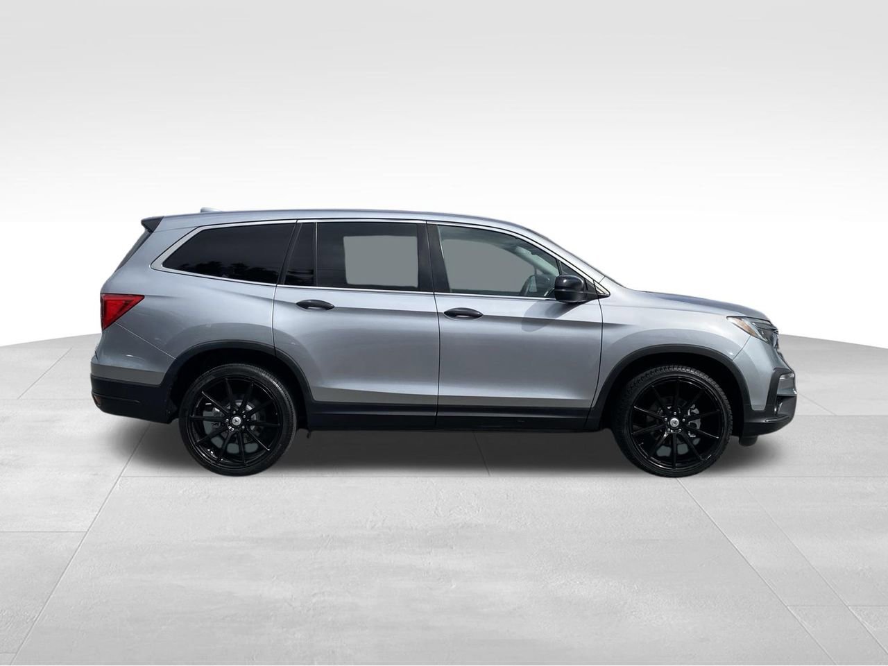 Used 2020 Honda Pilot LX image 2