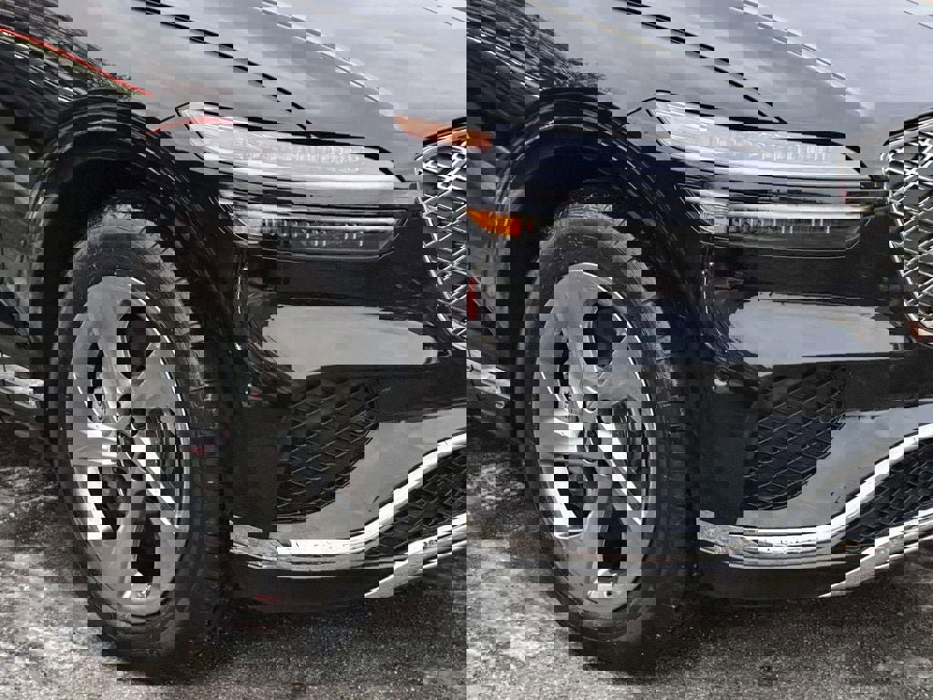 Used 2026 Genesis GV70 2.5T Advanced image 8