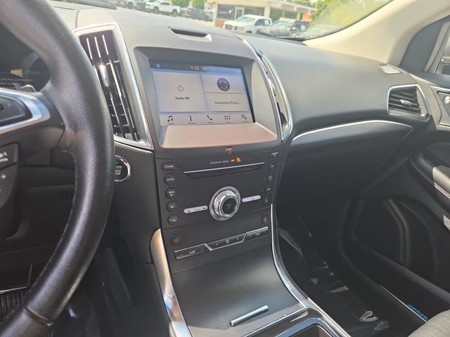 Used 2019 Ford Edge Titanium AWD/4WD image 15