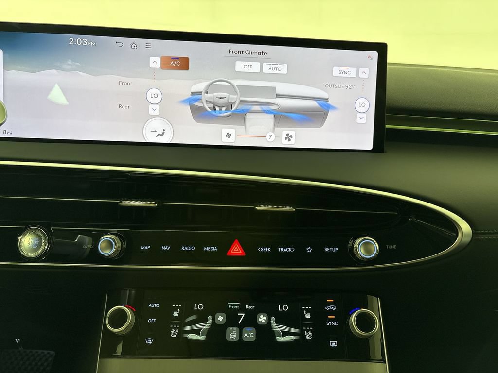 New 2026 Genesis GV70 2.5T Advanced AWD/4WD image 17