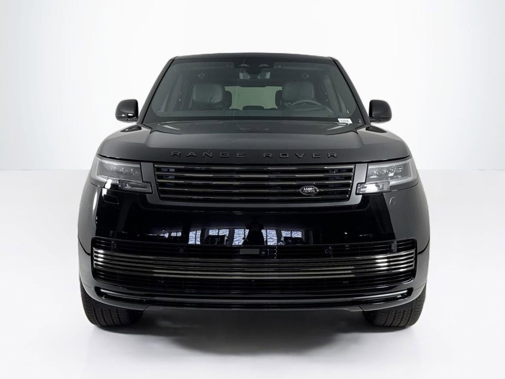 New 2026 Land Rover Range Rover SV image 8