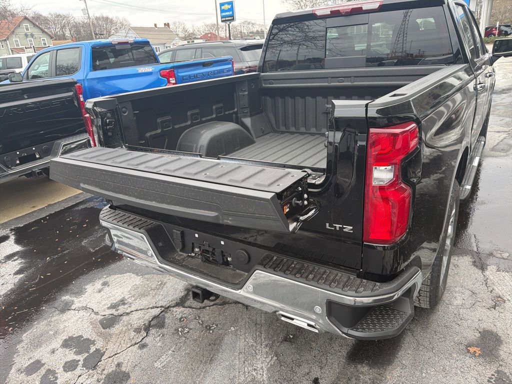 New 2026 Chevrolet Silverado 1500 LTZ w/ LTZ Premium Package image 54