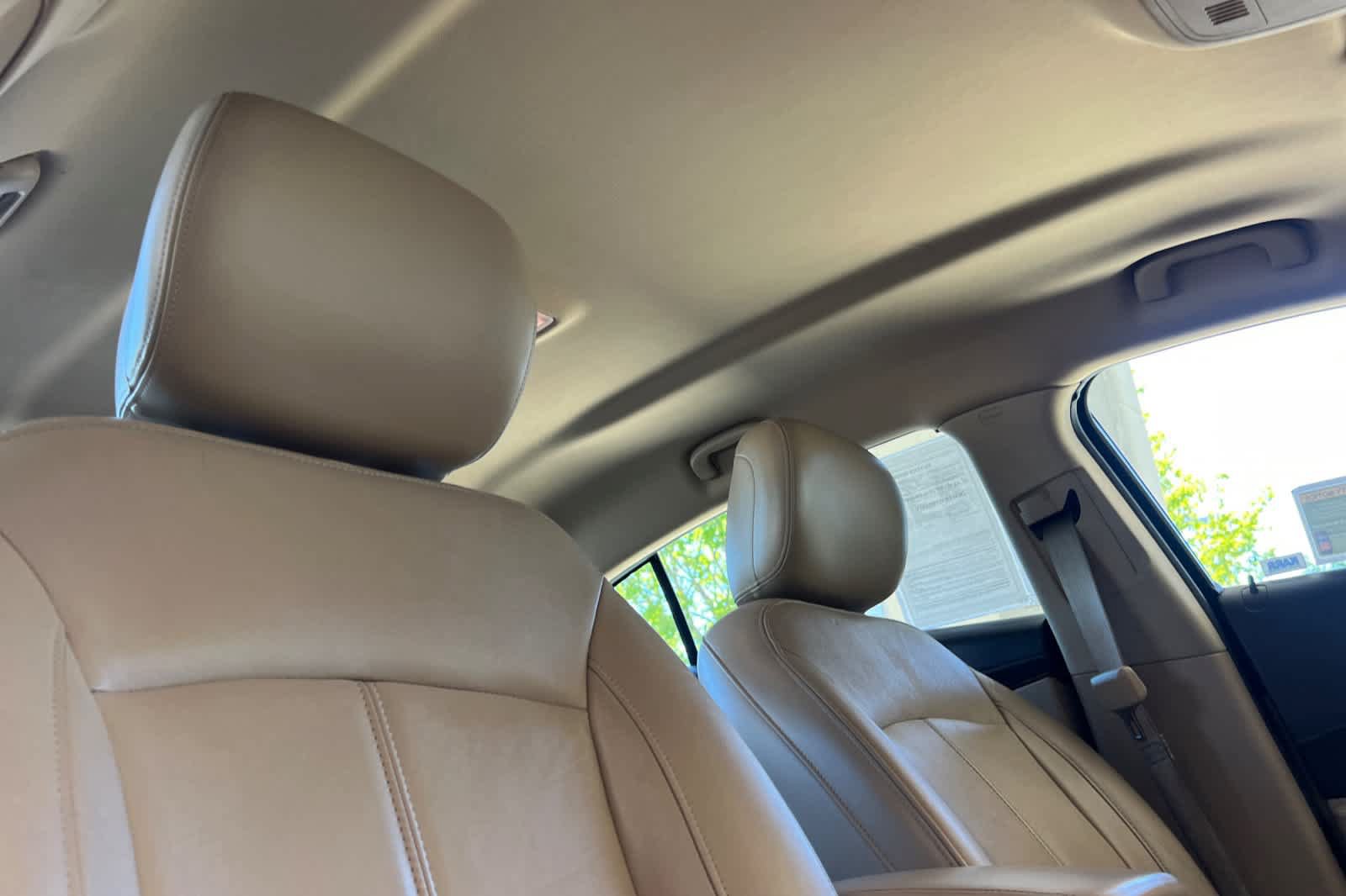Used 2013 Buick LaCrosse Leather w/ Entertainment Package FWD image 17