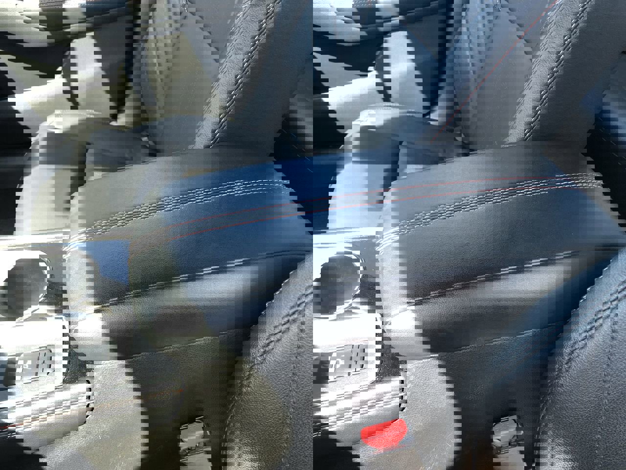 Used 2025 Nissan Altima 2.5 SR w/ SR Premium Package image 25