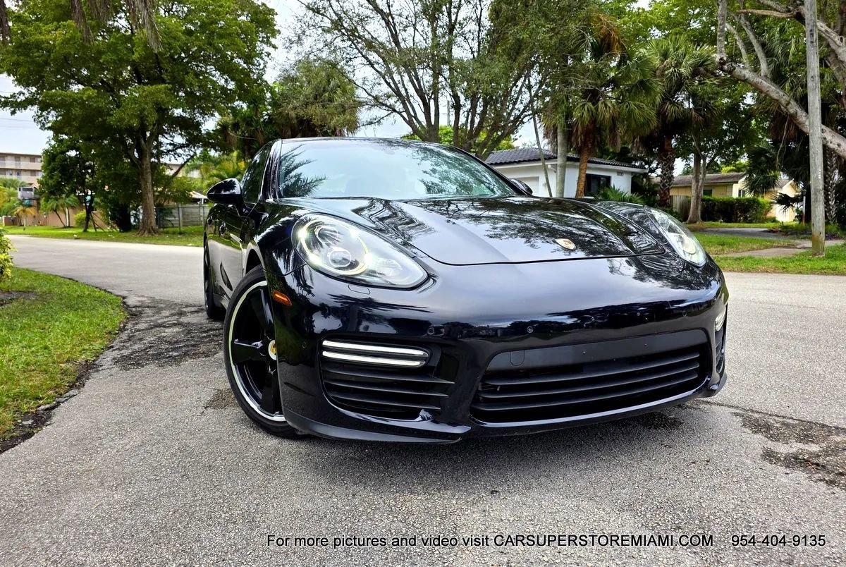 Used 2016 Porsche Panamera GTS image 29