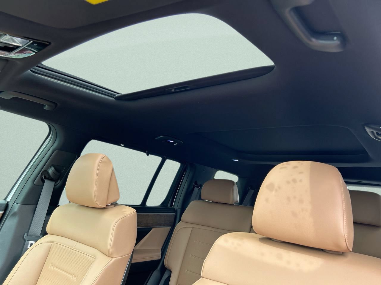 New 2026 Hyundai Santa Fe Limited AWD/4WD image 24