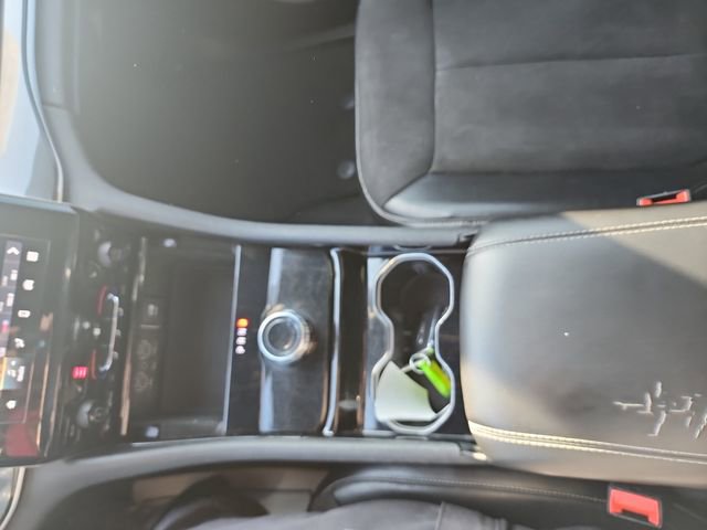 Used 2022 Jeep Grand Cherokee L Laredo image 29