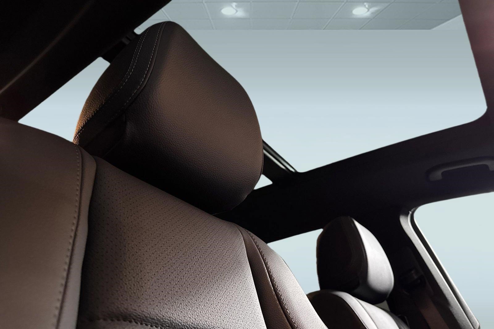 Certified 2025 Mercedes-Benz GLS 450 4MATIC image 14