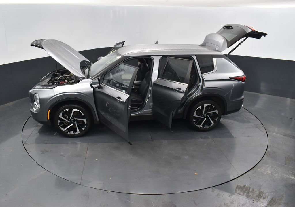 Used 2022 Mitsubishi Outlander SE image 60