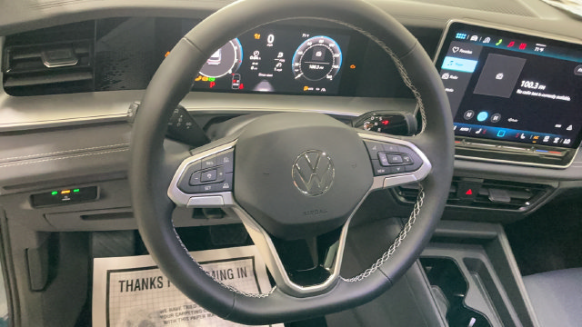 New 2026 Volkswagen Tiguan SE AWD/4WD image 22