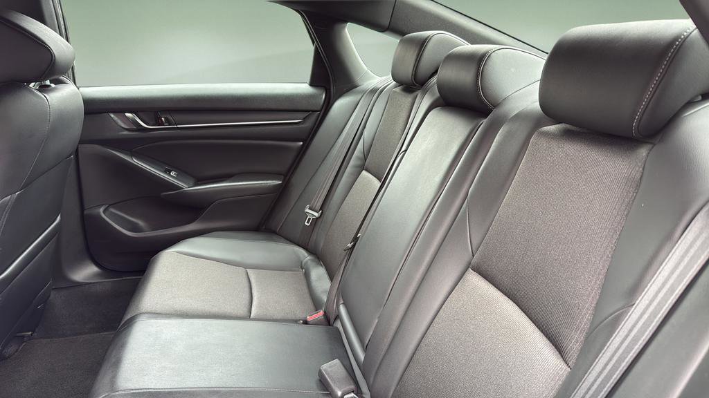 Used 2022 Honda Accord Sport image 13