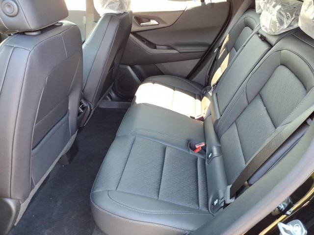 New 2027 Chevrolet Equinox LT w/ Convenience Package II FWD image 8