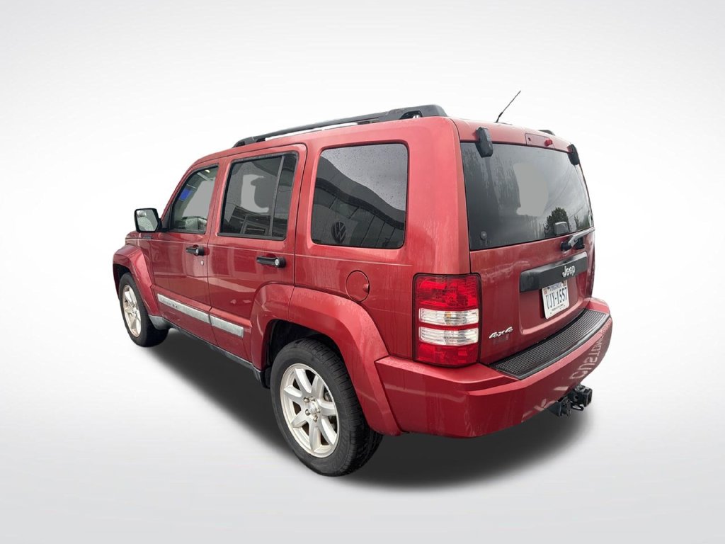 Used 2010 Jeep Liberty Sport w/ Popular Equipment Group AWD/4WD image 4
