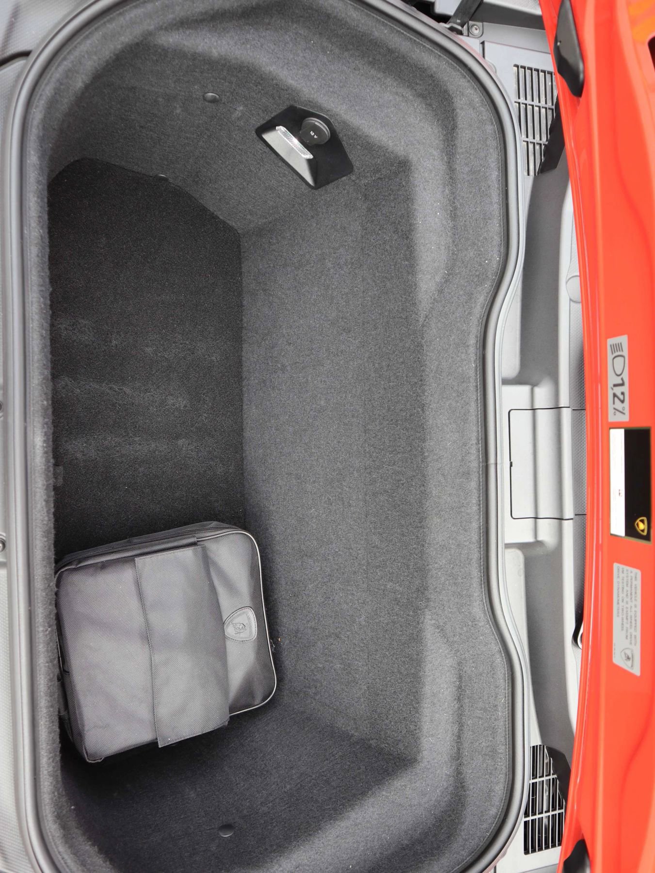 Used 2017 Lamborghini Aventador LP 700-4 image 37