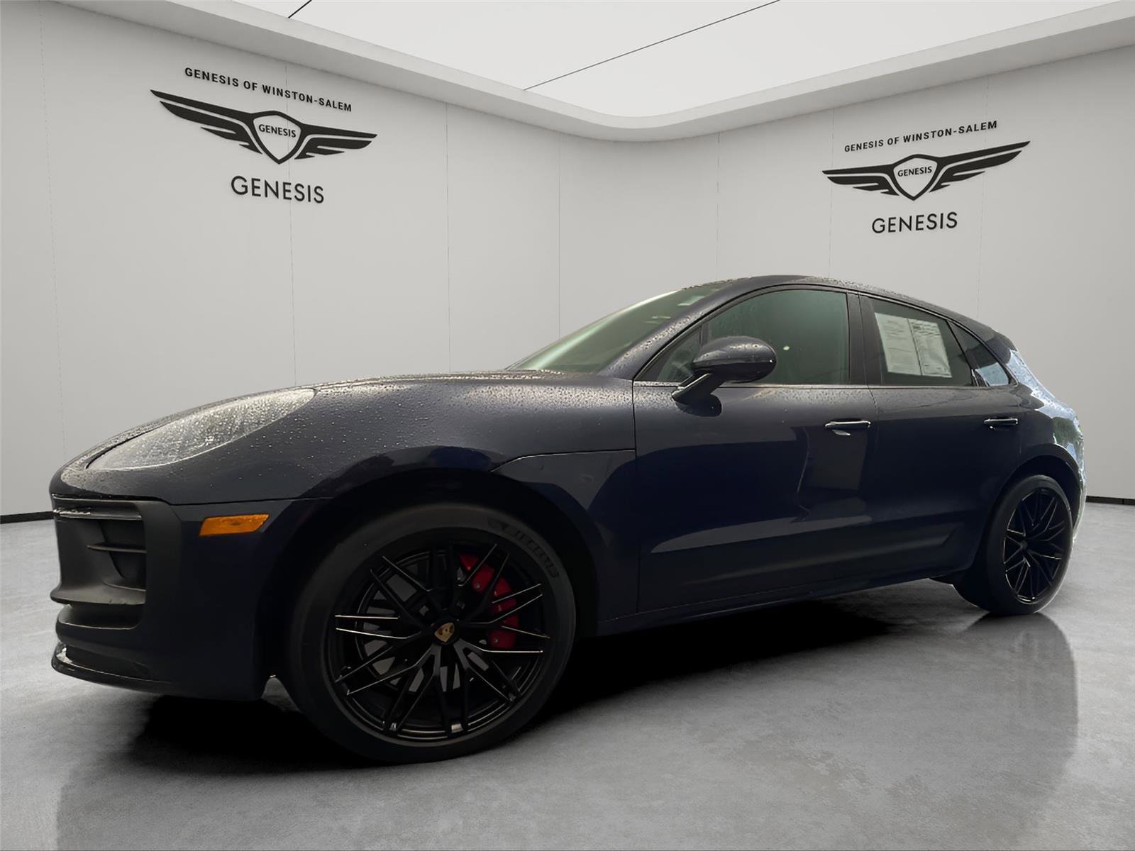 Used 2022 Porsche Macan GTS AWD/4WD image 1