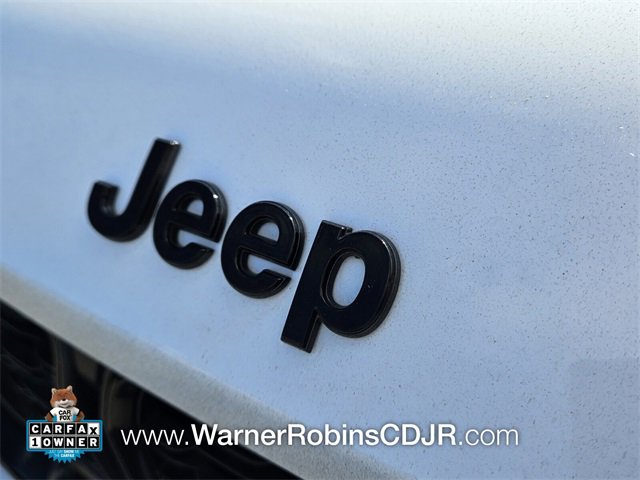 Used 2024 Jeep Grand Cherokee Altitude image 30
