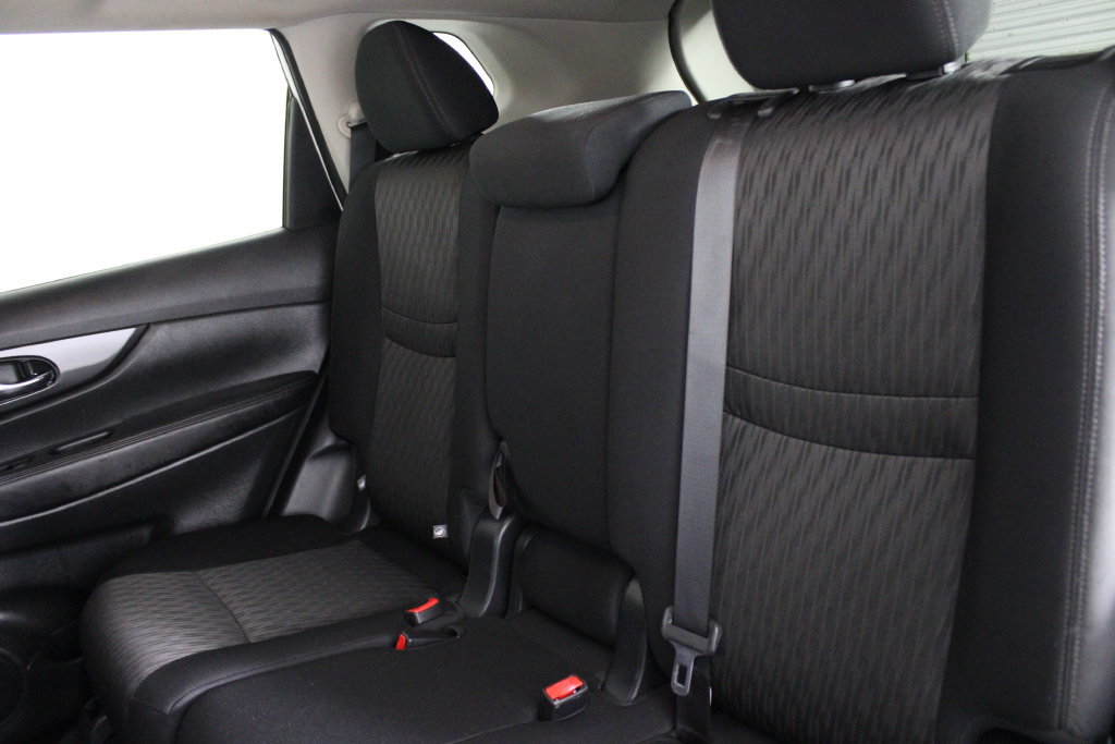 Certified 2020 Nissan Rogue SV w/ Premium Package AWD/4WD image 21