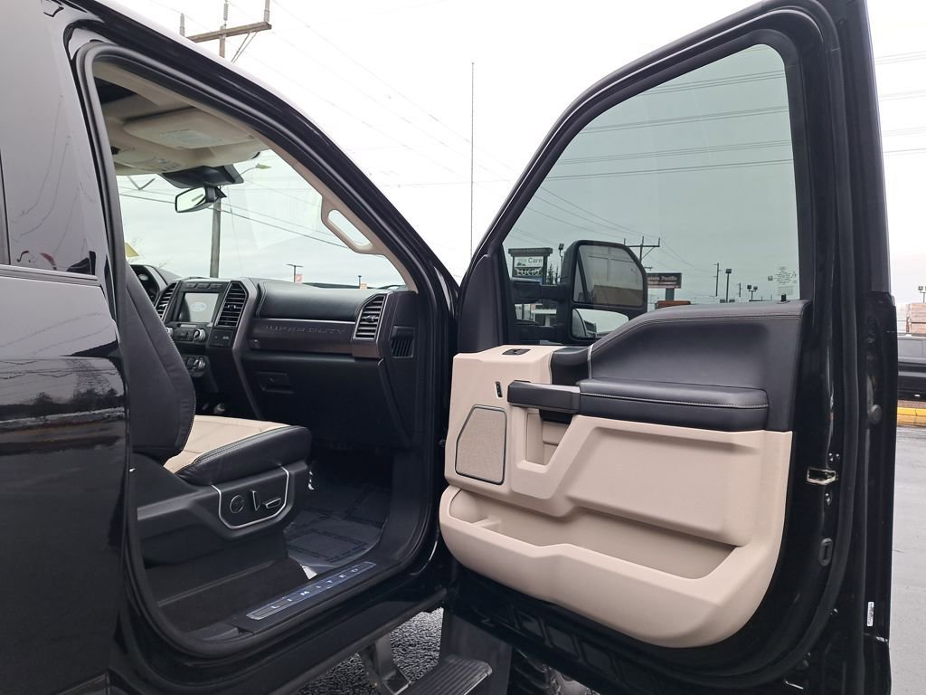 Used 2020 Ford F450 Limited w/ FX4 Off-Road Package image 16