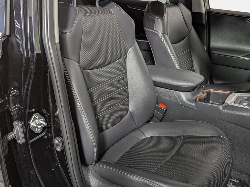 Used 2024 Toyota RAV4 Limited w/ Advanced Technology Package image 38